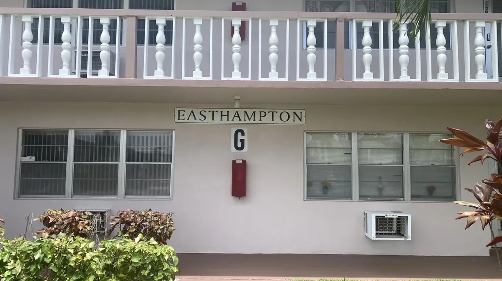 150 Easthampton G West Palm Beach FL 33417
