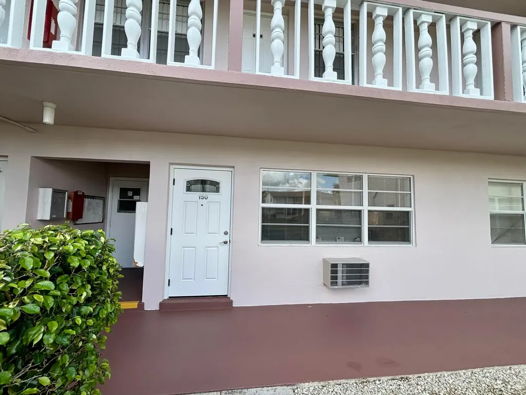 150 Easthampton G West Palm Beach FL 33417