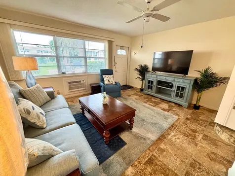 150 Easthampton G West Palm Beach FL 33417