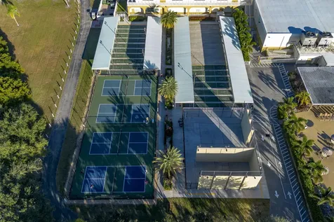 77 Kingswood West Palm Beach FL 33417