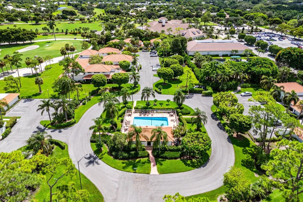 4085 Kittiwake Court Boynton Beach FL 33436