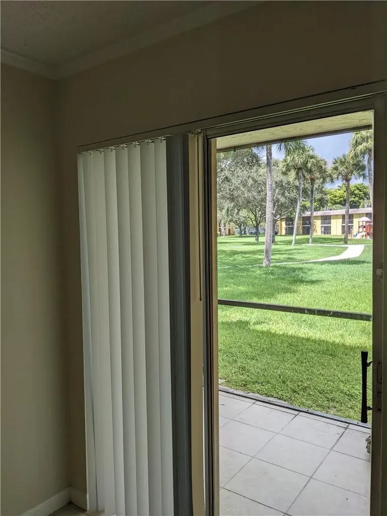 401 Meadows Circle Boynton Beach FL 33436