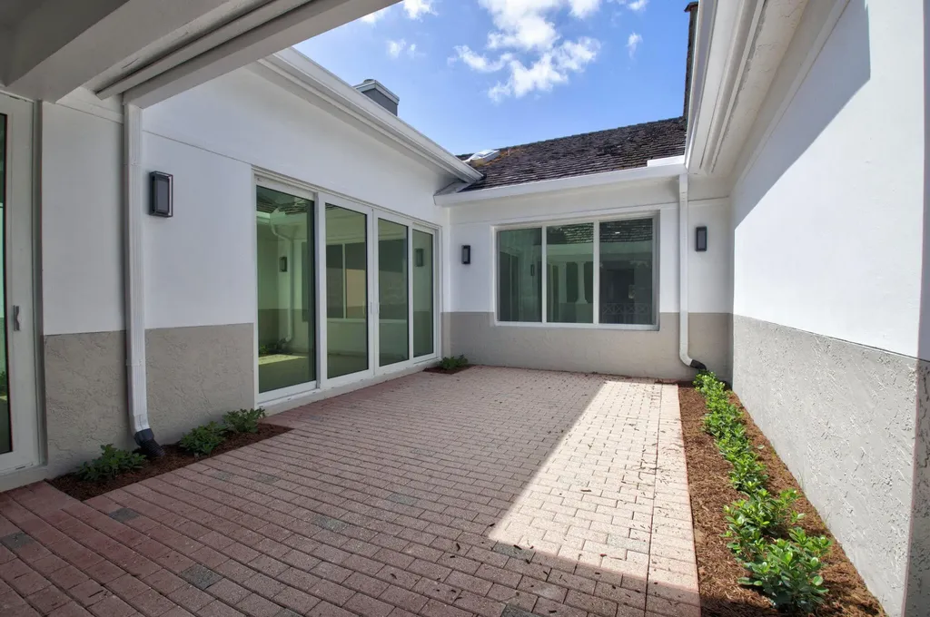 4007 NW 58th Place Boca Raton FL 33496