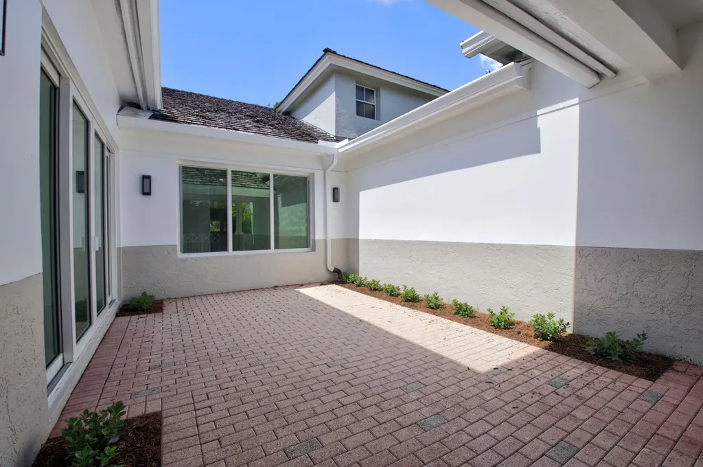 4007 NW 58th Place Boca Raton FL 33496