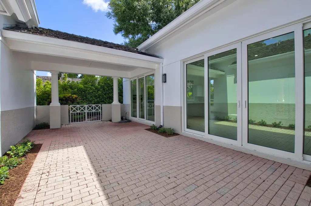 4007 NW 58th Place Boca Raton FL 33496