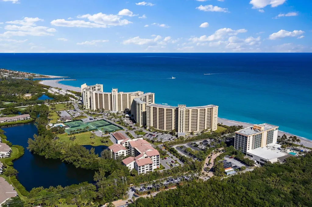 100 Ocean Trail Way Jupiter FL 33477
