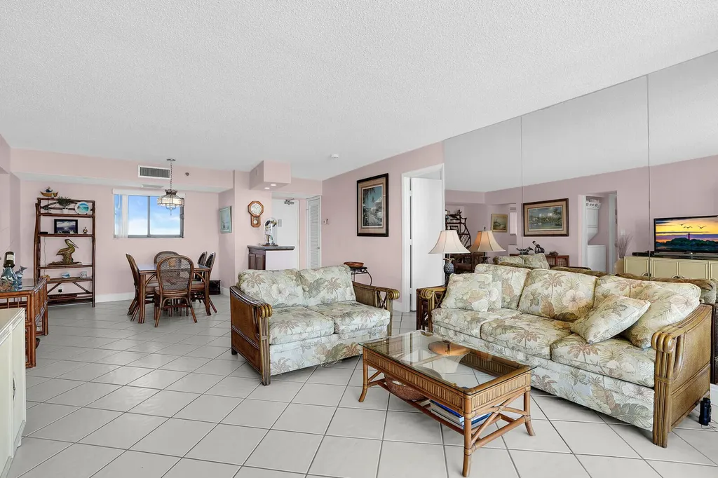 100 Ocean Trail Way Jupiter FL 33477