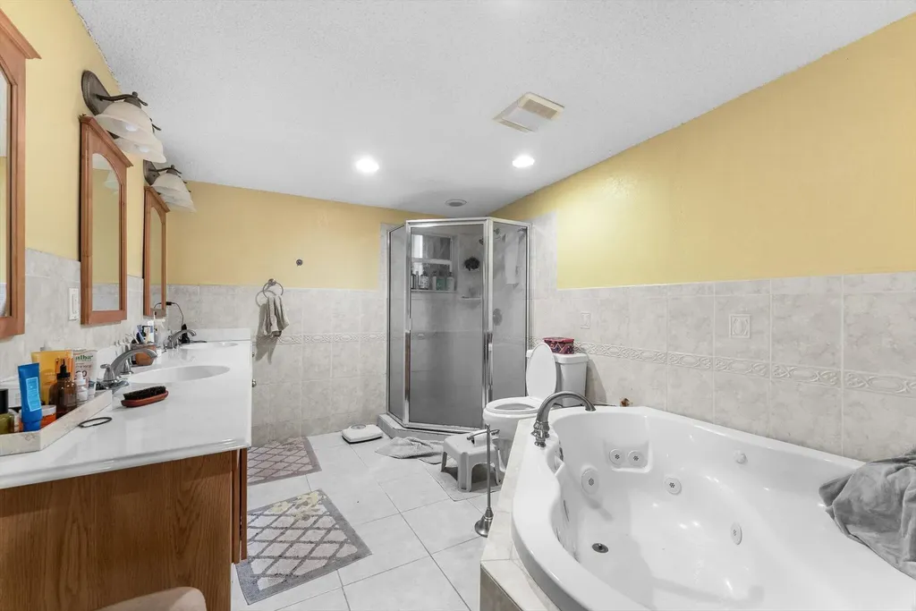 2106 Ware Drive West Palm Beach FL 33409