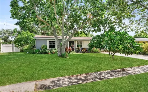 2106 Ware Drive West Palm Beach FL 33409