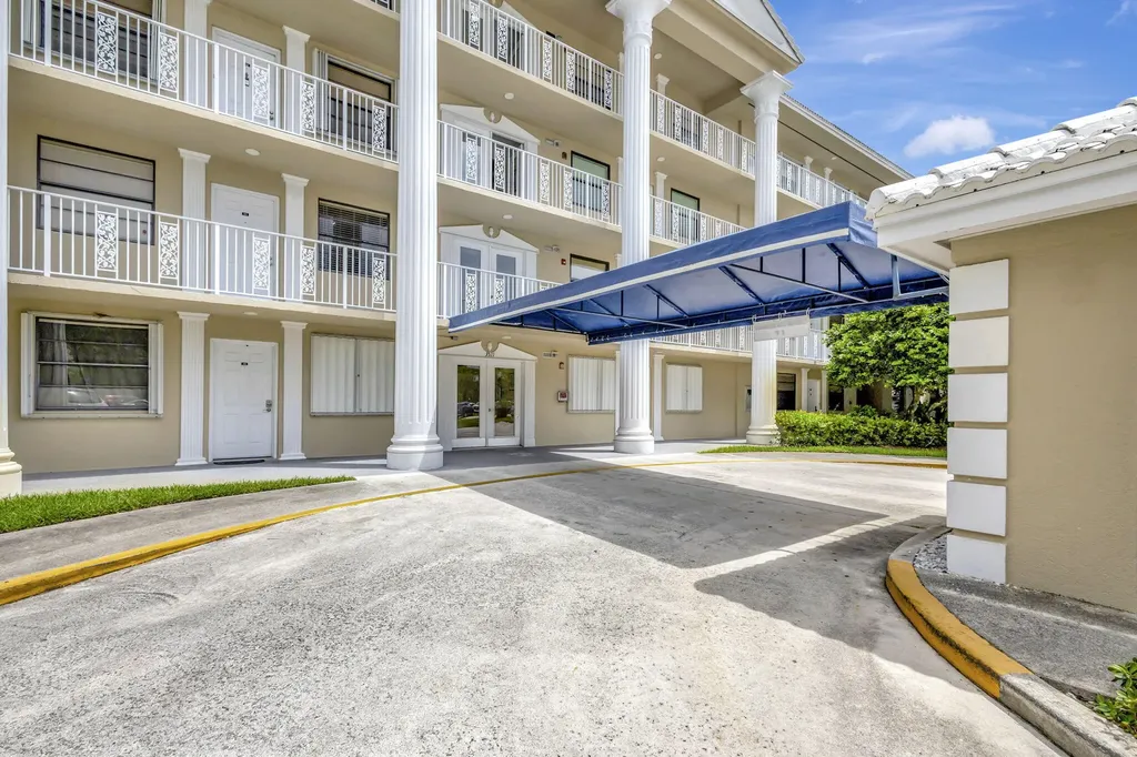 3521 Village Boulevard West Palm Beach FL 33409
