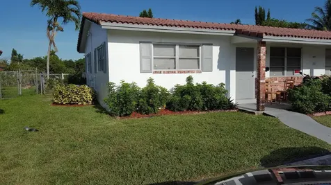 4011 Woodside Drive Coral Springs FL 33065