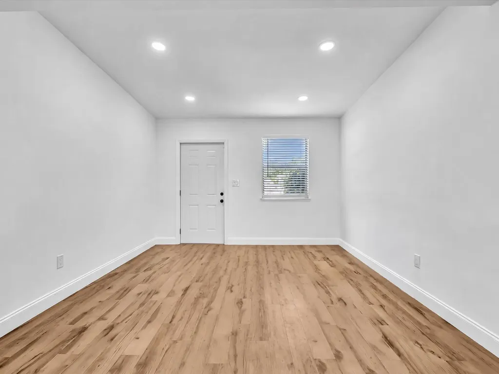 5232 NE 19th Avenue Pompano Beach FL 33064