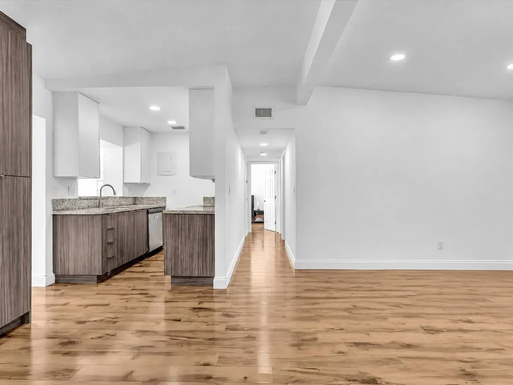 5232 NE 19th Avenue Pompano Beach FL 33064