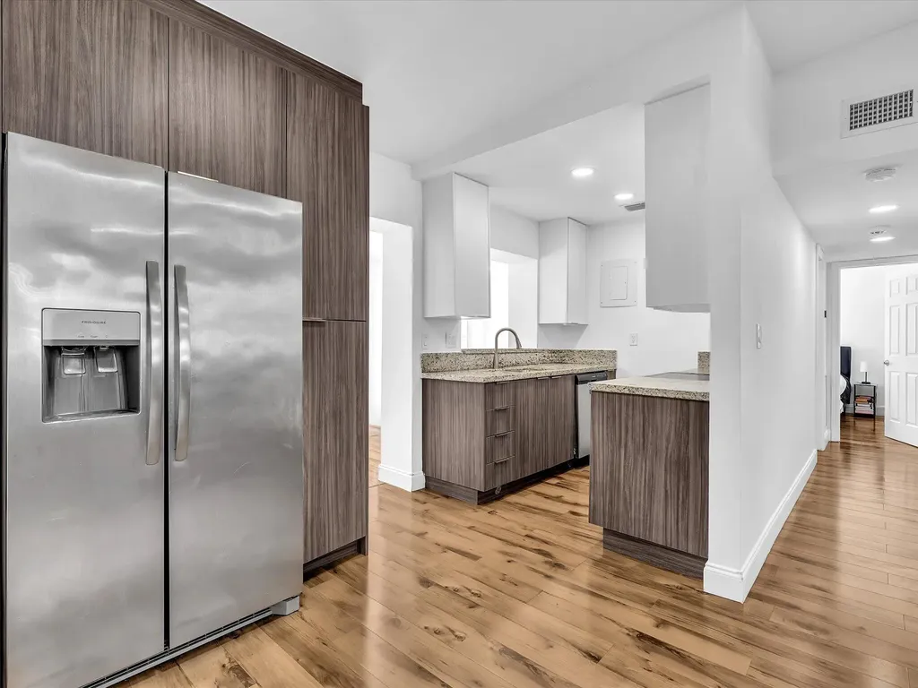 5232 NE 19th Avenue Pompano Beach FL 33064