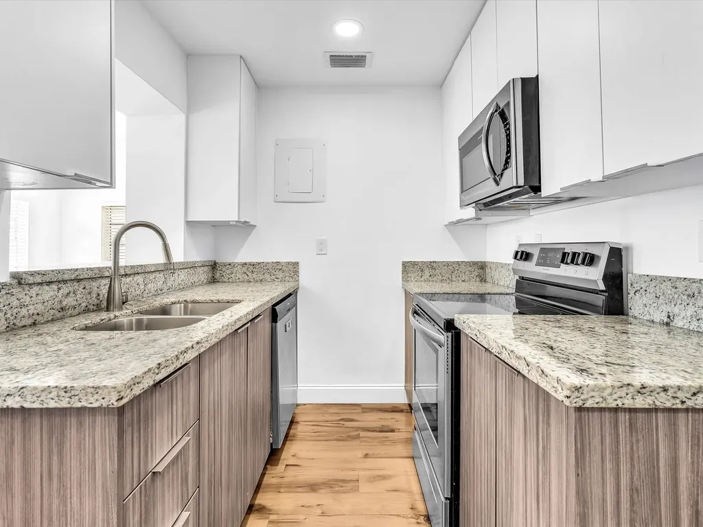 5232 NE 19th Avenue Pompano Beach FL 33064