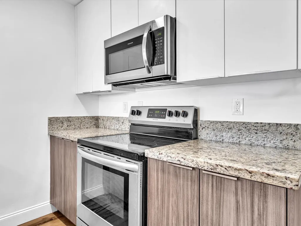 5232 NE 19th Avenue Pompano Beach FL 33064