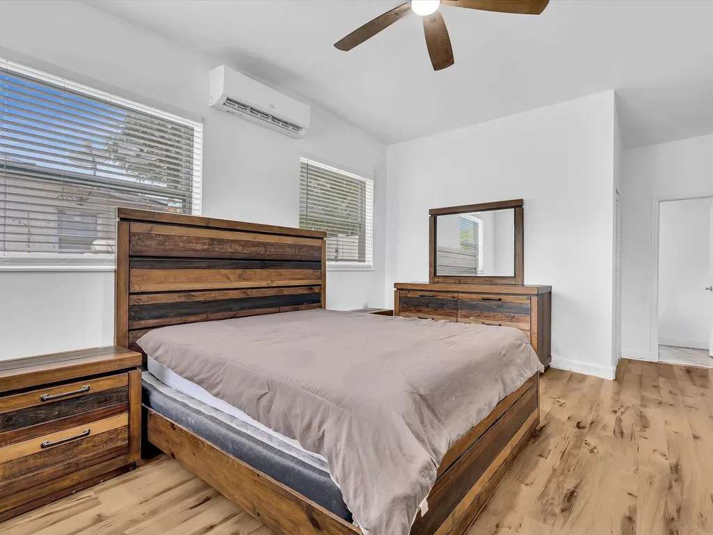 5232 NE 19th Avenue Pompano Beach FL 33064