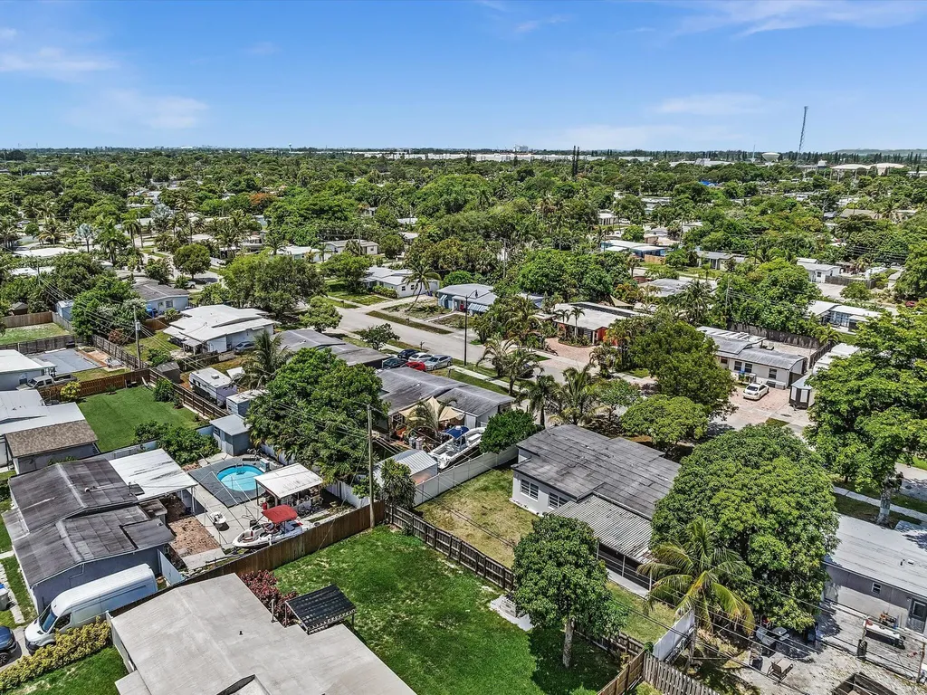 5232 NE 19th Avenue Pompano Beach FL 33064
