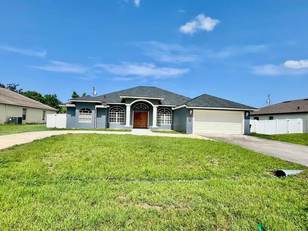 3849 SW Mckim Street Port St Lucie FL 34953