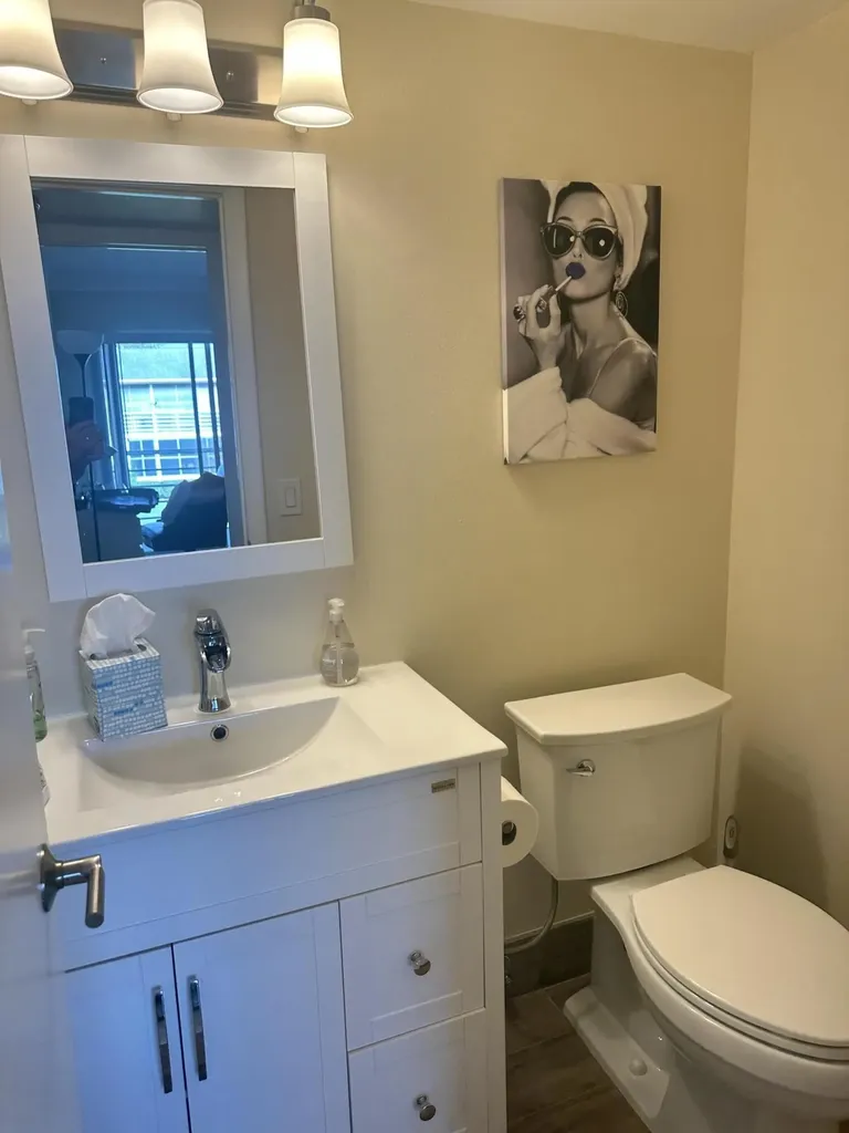 154 Windsor G West Palm Beach FL 33417