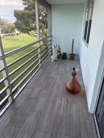 154 Windsor G West Palm Beach FL 33417