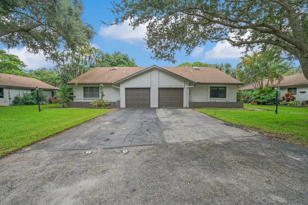 3680 Arelia Drive S Delray Beach FL 33445