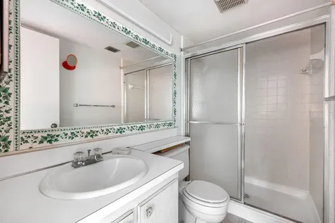 141 Lake Pine Circle Greenacres FL 33463