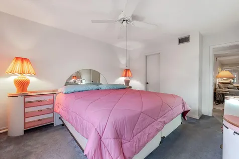 141 Lake Pine Circle Greenacres FL 33463