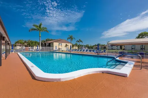 141 Lake Pine Circle Greenacres FL 33463