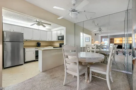 141 Lake Pine Circle Greenacres FL 33463