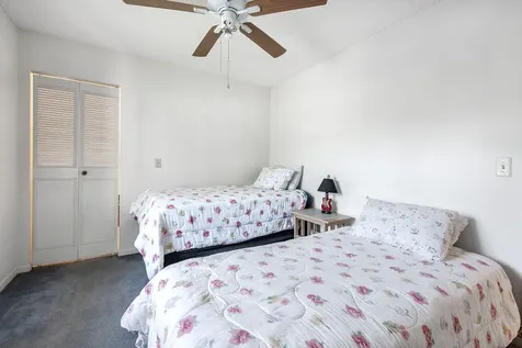 141 Lake Pine Circle Greenacres FL 33463
