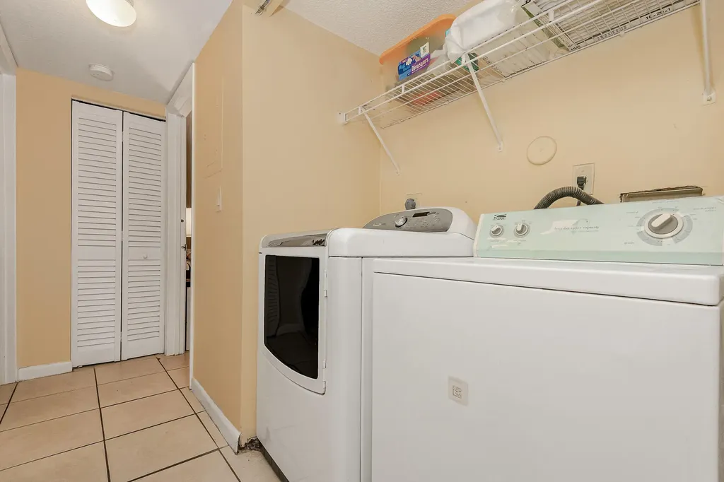 4263 NW 115th Avenue Coral Springs FL 33065