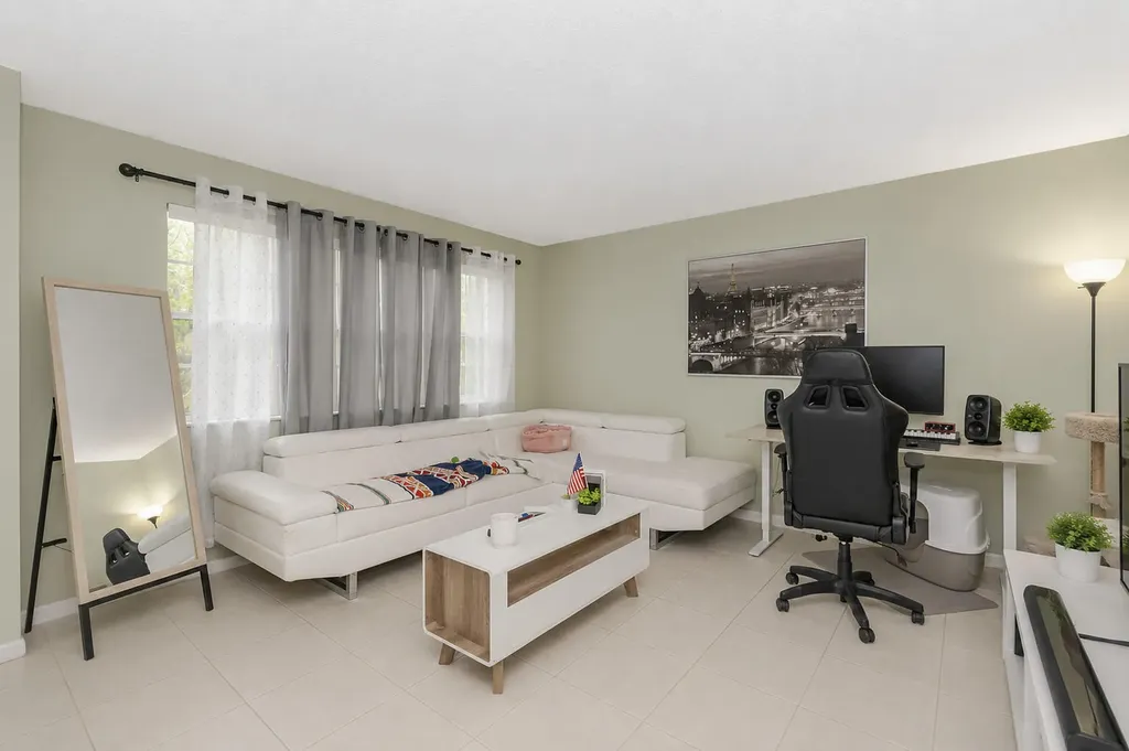 4263 NW 115th Avenue Coral Springs FL 33065