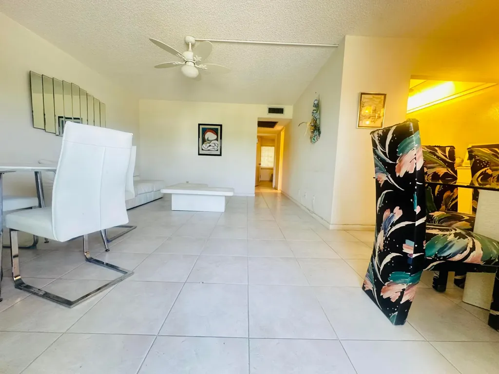 2017 Farnham N Deerfield Beach FL 33442