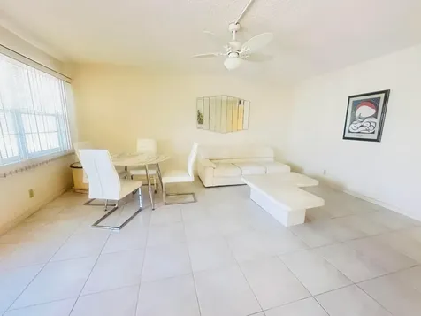 2017 Farnham N Deerfield Beach FL 33442