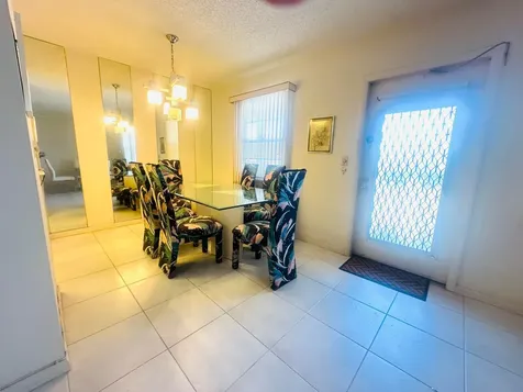 2017 Farnham N Deerfield Beach FL 33442