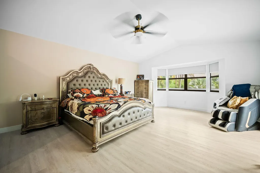 10641 SW 37th Place Davie FL 33328