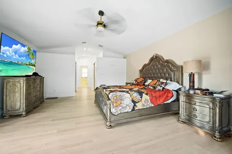 10641 SW 37th Place Davie FL 33328