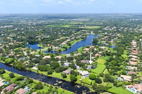 10641 SW 37th Place Davie FL 33328