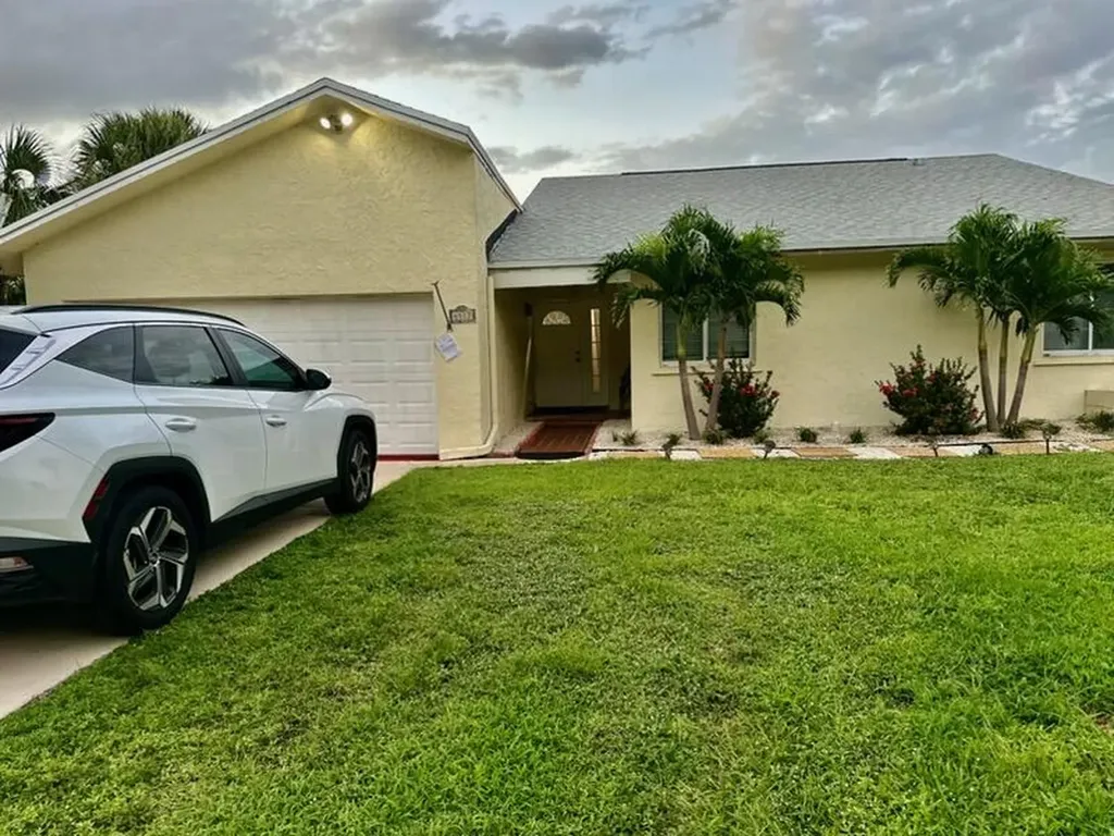 4517 Palm Ridge Boulevard Delray Beach FL 33445