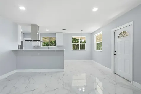 5926 SE Inez Avenue Stuart FL 34997