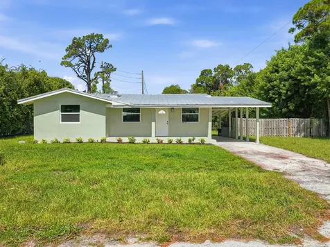 5926 SE Inez Avenue Stuart FL 34997