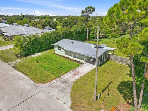 5926 SE Inez Avenue Stuart FL 34997