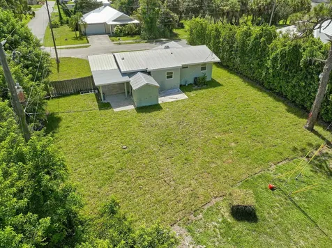 5926 SE Inez Avenue Stuart FL 34997