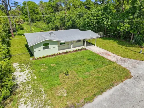 5926 SE Inez Avenue Stuart FL 34997