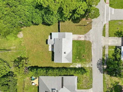 5926 SE Inez Avenue Stuart FL 34997