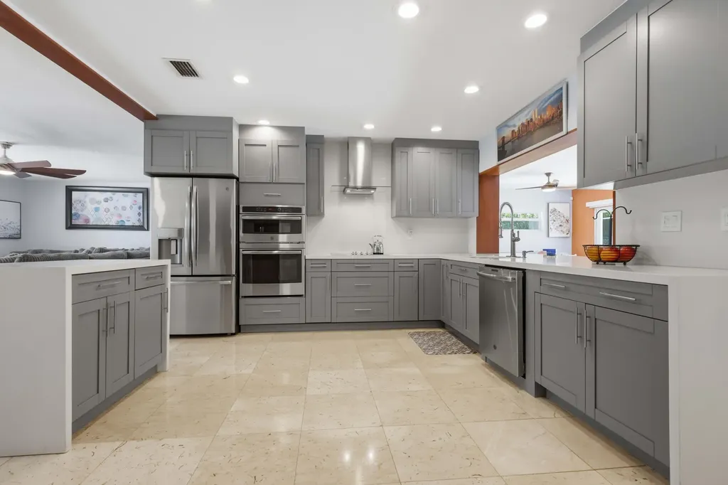 3316 NE 40th Court Fort Lauderdale FL 33308