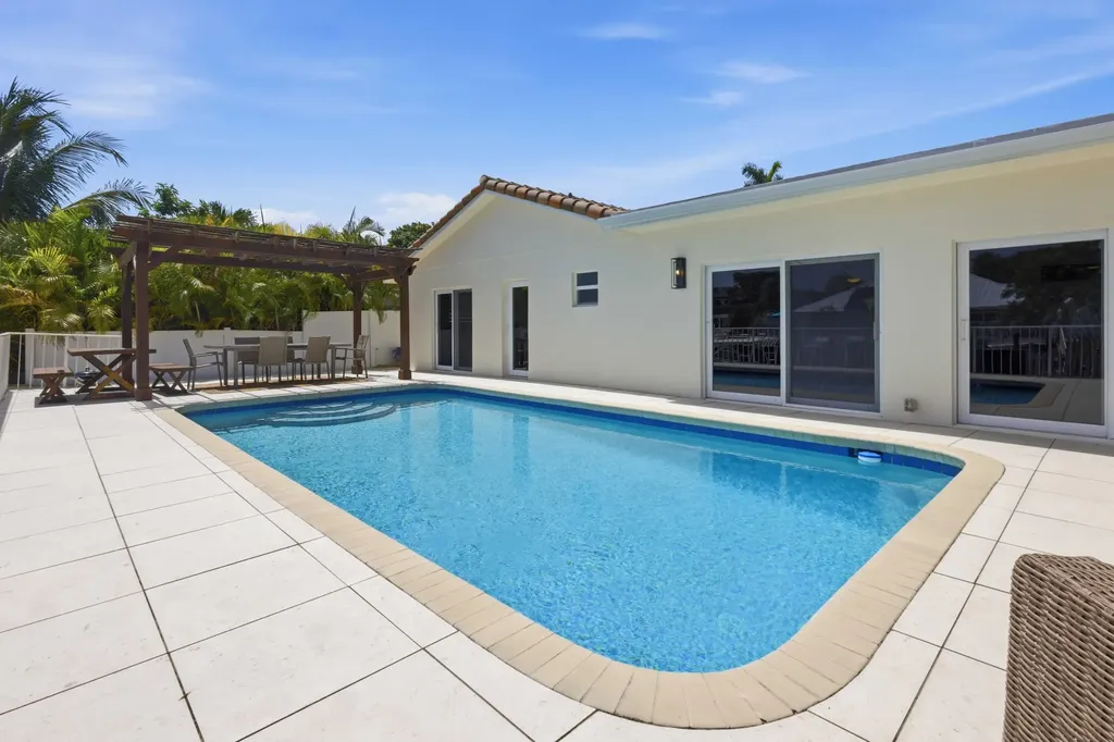 3316 NE 40th Court Fort Lauderdale FL 33308