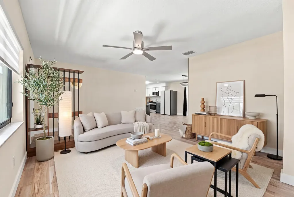 10660 Emperor Street Boca Raton FL 33428