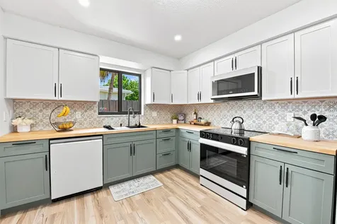 10660 Emperor Street Boca Raton FL 33428